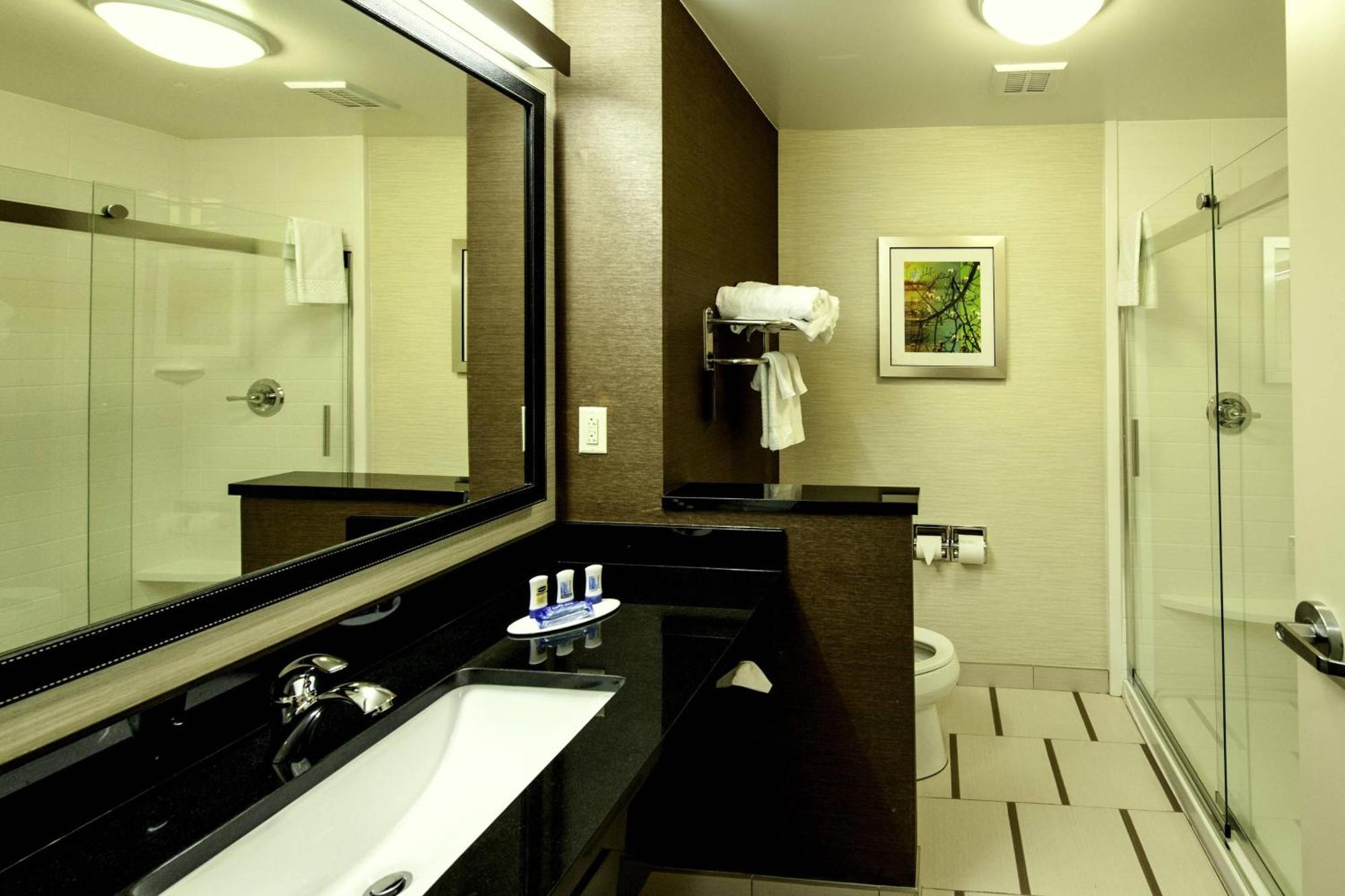 Fairfield Inn & Suites By Marriott Meridian Extérieur photo